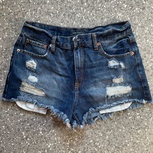 Short short Jean shorts